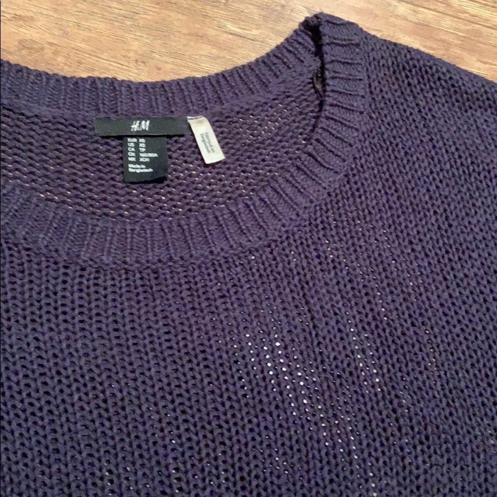 H&M dark blue knit short sleeve top